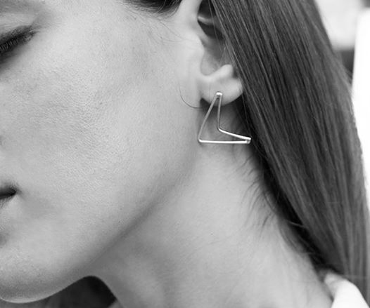 V Big Earrings - Image 6