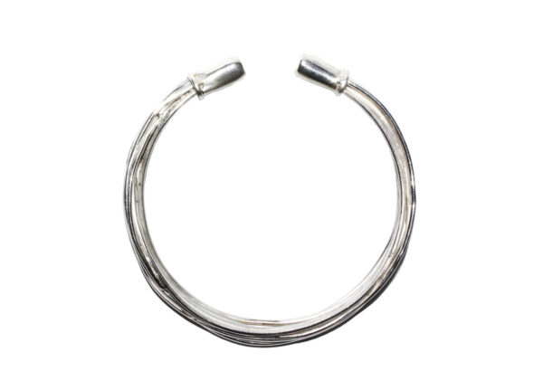 Wired bracelet in Earthy Style