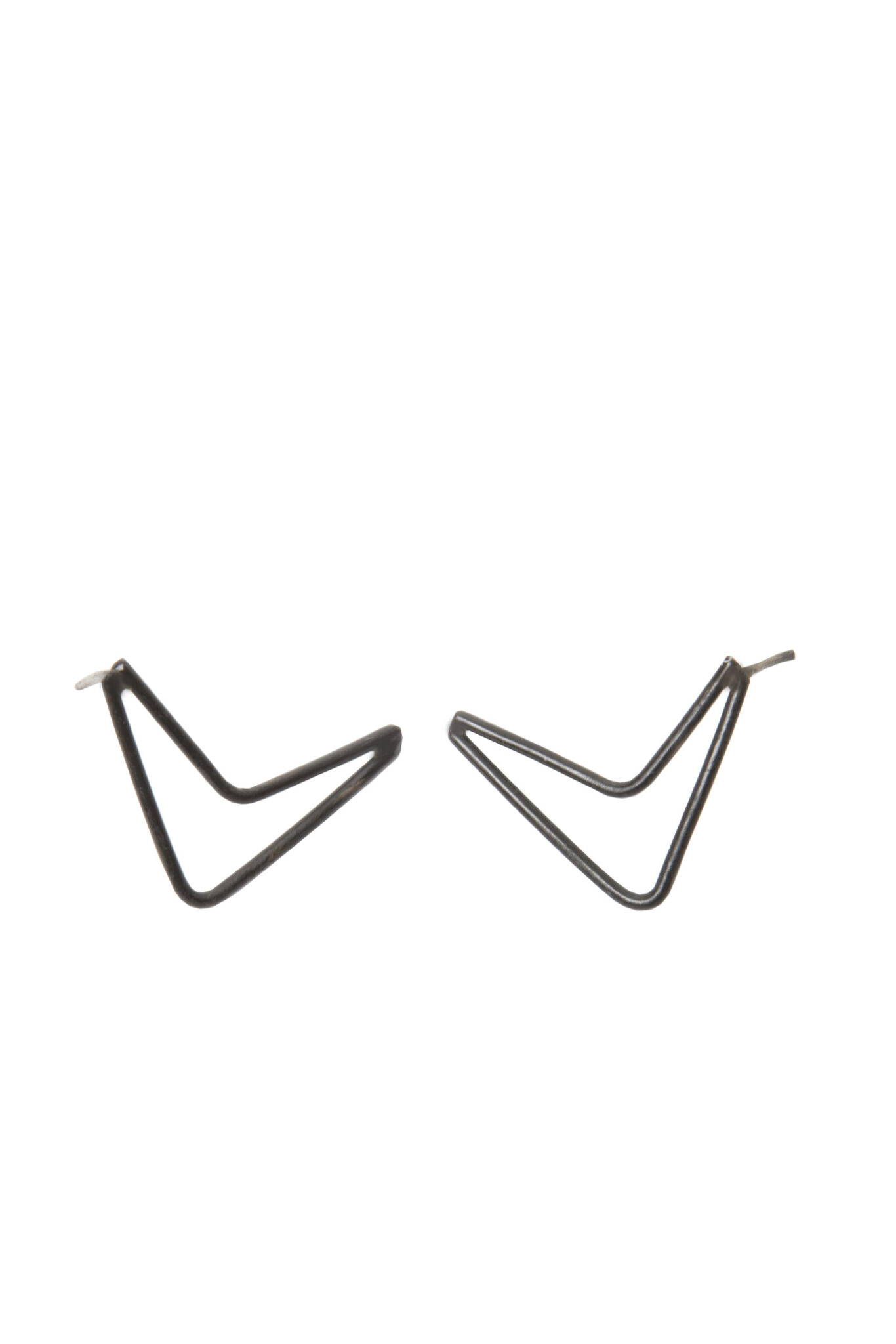 V Big Earrings - Image 3